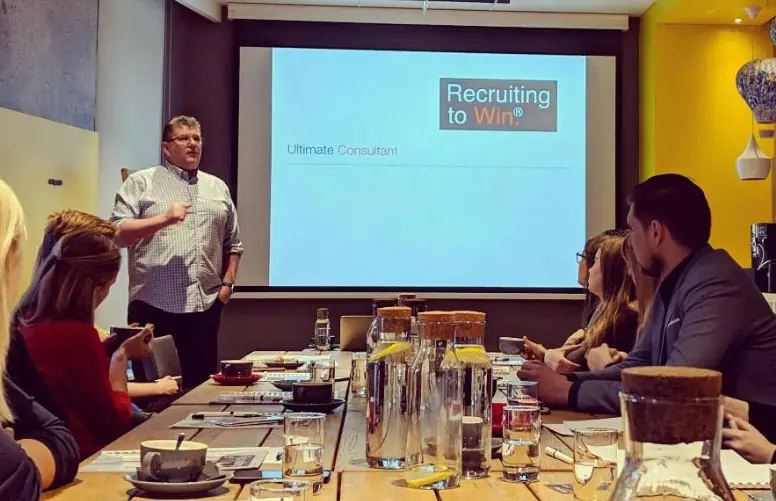 Home 17 James Nathan running a Recruiting to Win® workshop for a recruitment team